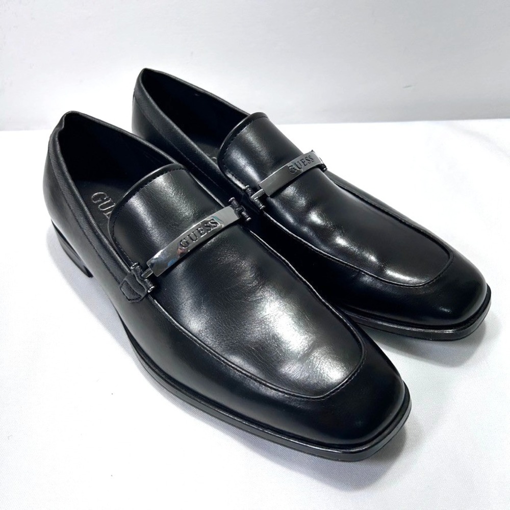 GUESS Men's Herzo Slip On Ornamented‎ Dress Loafers US 9M